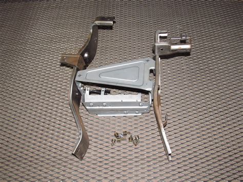 oem metal brackets mitsubishi radio|2000.